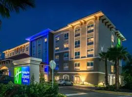 Holiday Inn Express & Suites - St. Petersburg - Madeira Beach by IHG