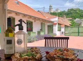 Pannonhalma Várlak Vendégház