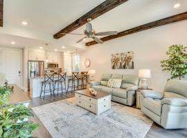 Toccoa Condo on Golf Course with Patio and Grill, hotel v destinaci Toccoa