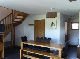 Résidence Roc Belleface B - Appartement 3 pièces 8 personnes à Arc 1600 à côté des pistes et des commerces, avec accès gratuit à la piscine et au sauna de MAE-2621