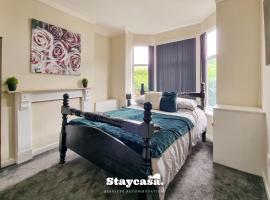 Rustic Ebony Suite With Free Parking, hotel em Manchester