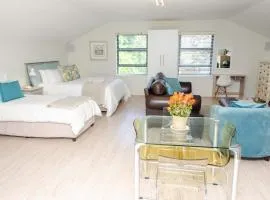 Art and Accommodation Guesthouse