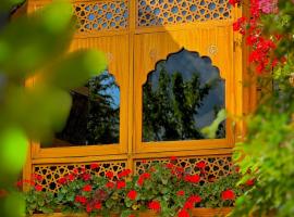Lavender Cottage and Guest House, Hotel in Skardu