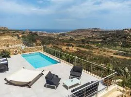 Clifftop Lodge