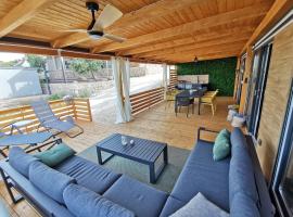 Mobile Home Happy Family &Scaron;imuni