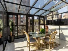 Townhouse Rental NYC Luxurious Cozy Living l Skyhouse l