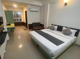 ๋ณดํ์ ์์นํ ํธํ
Hotel Golden Leaf