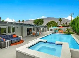 Teal and Tangerine Retreat - Meredith Lodging