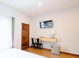 Intha Resort，Ban Khao Lao的三星級飯店