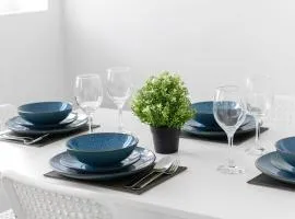 JASIG APARTMENTS - Comfy 3 Bedroom house in Nottingham, Sleeps 6