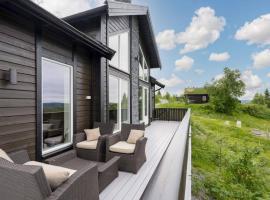 4 star holiday home in Fall-By Traum, hotel en Raufoss