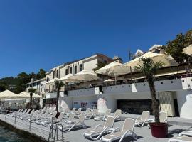 Apartments Sun House, hotel v destinaci Herceg-Novi