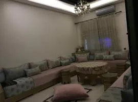 إقامة دلال