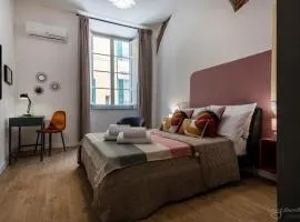 The Urban Blue, Superior apartment near Lungarni