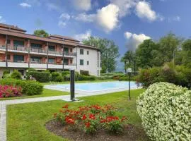 Casa Fiorita Pool and Lake - Happy Rentals