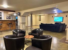 Luxury Guest suite with movie theater, Lounge and Gameroom, hotel a Brandywine