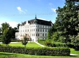 Penzion na zámku Bartošovice
