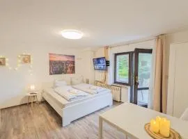 Urlaubsmagie - Ferienwohnung Blütenmeer - direkt am Wanderweg