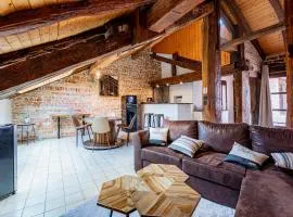 Plongez dans l'Histoire du Centre-Ville - Le Refuge Médiéval - 3 étoiles