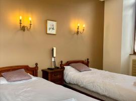 Hôtel Albert 1er, hotel v destinaci Albertville