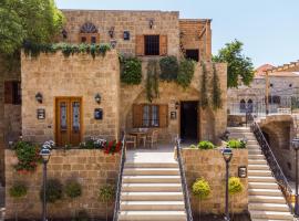 Lebanese Diaspora Village, hôtel avec parking à Batroun