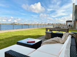 Ferienwohnung Pier 21 Olpenitz, hotelli kohteessa Olpenitz