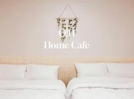 Snug J House