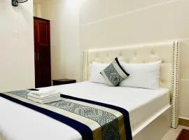 DINH DINH 2 AIRPORT HOTEL