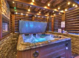 Sassafras Lodge - Cabin in North GA - Pet Friendly - Hot Tub, Fireplace, Mountain Views, Gas Griddle, Outdoor Fire Pit, Shuffleb