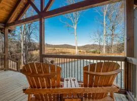 The Peaceful Meadow Cabin - Nature Views, Hot Tub, Fire Pit, Gas Fire Table, Cornhole, Privacy - Morganton, GA
