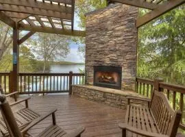 When in Rome - Luxury Lakeside Blue Ridge Cabin - Spacious Lakeside Luxury, Hot Tub, Game Room, Lake Dock, Steps To Lake Blue Ri