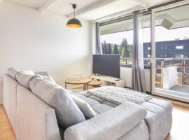 CITYES -305- Appt 4 pers au pied des pistes, Hotel in Chamrousse