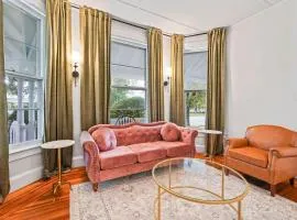 Suite Rose by Saratoga Stays