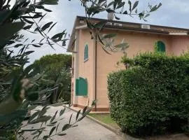 Biancolilla House