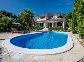 Holiday House Dolin, hotel i Rab