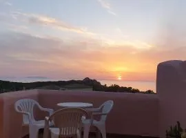 Seaview Cottage Walk to Beach Sunset Terrace