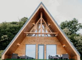 A pe lac, chal&eacute; alpino em Boiu