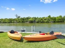 Lakeside Paradise
