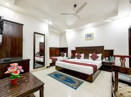 Legend International - Just a min away from New Delhi Station # Budget Friendly Hotel # Customer's Choice Hotel # Near to Connaught Place, Karol Bagh & Chandni Chawk