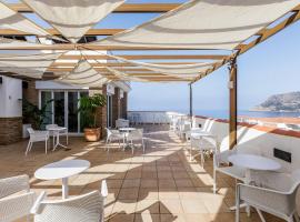 Hotel Almijara - Mares, hotel v destinaci La Herradura
