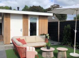 The Little White House, majutus sihtkohas Twello