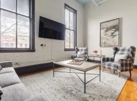 The Loft 23/ Stay on Main St