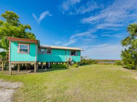 Waterfront Perry Home Rooftop Deck, Pets Welcome!, Hotel in Perry