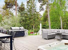 Viesnīca 4 star holiday home in VÄDDÖ-By Traum pilsētā Väddö