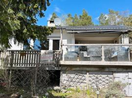 9 person holiday home in HUDDINGE, hotel v destinaci Huddinge