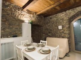 Appartamento La Volta, hotel v destinaci Beverino
