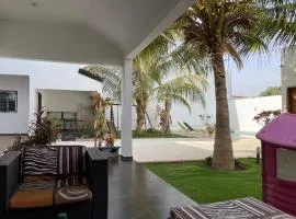 SALY - Villa Kage 6 chambres -Clim-Wifi-Eau chaude-Billard-Babyfoot-Ping pong-Canal - ELECTRICITE NON COMPRISE