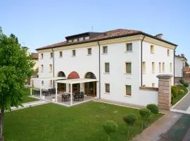 Albergo Antica Corte Marchesini