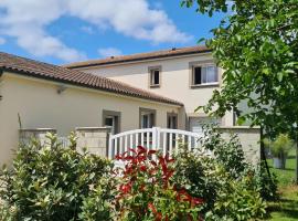 Studio ind&eacute;pendant pr&egrave;s du Futuroscope et Poitiers