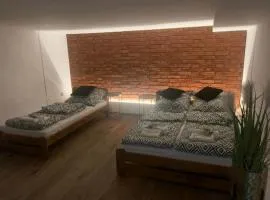 Apartament 76